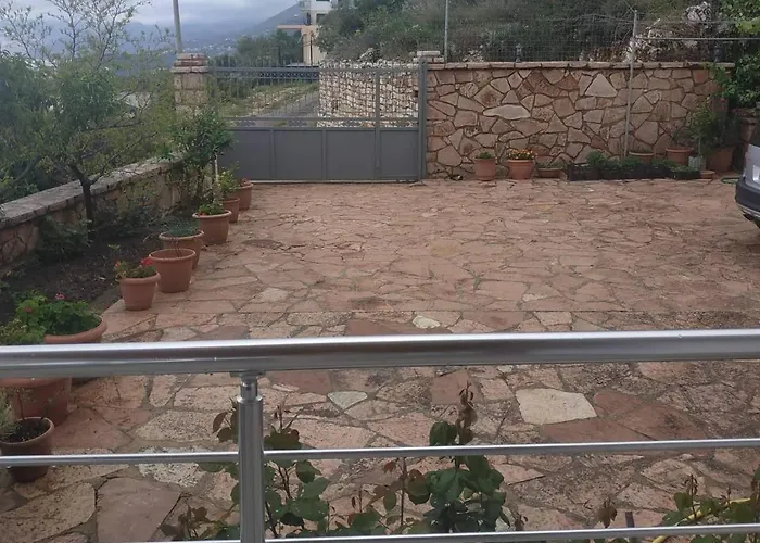 View Apartment Lukove